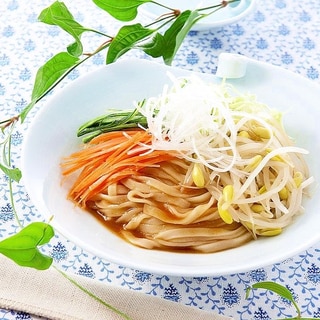 焼肉のたれをアレンジ♪韓国風甘辛うどんチョル麺風